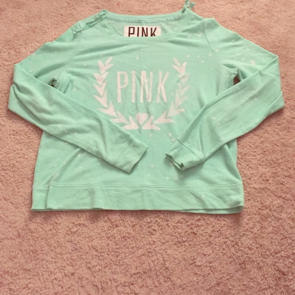 PINK crewneck!