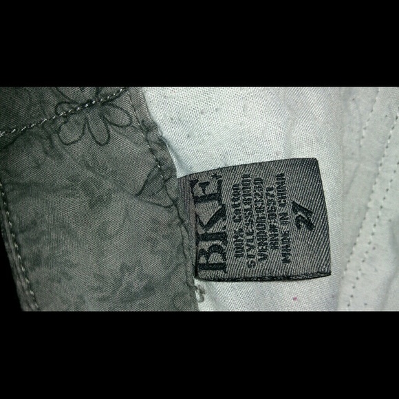 BKE grey skirt - Picture 3 of 4