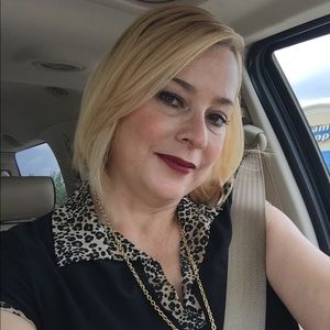 Meet your Posher, Fatima