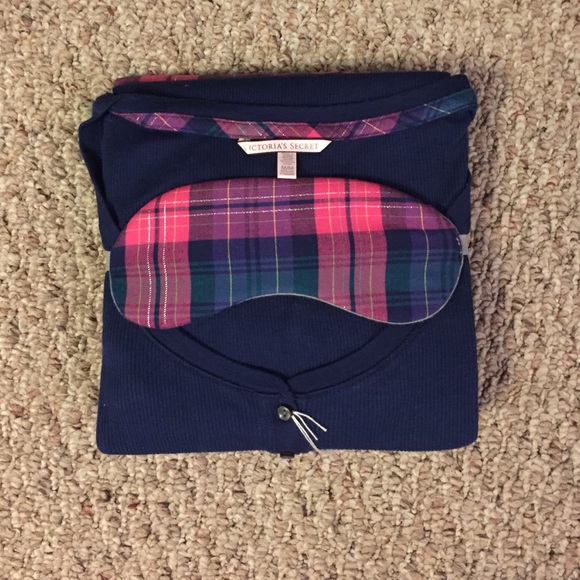 Victoria's Secret pajama gift set