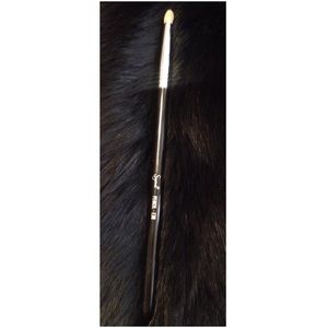 Sigma E30 pencil brush