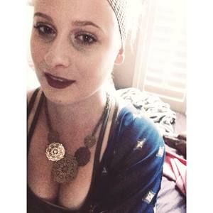 Meet your Posher, Lexie