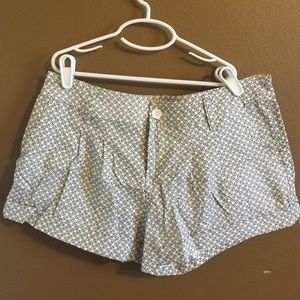 Black and white print shorts