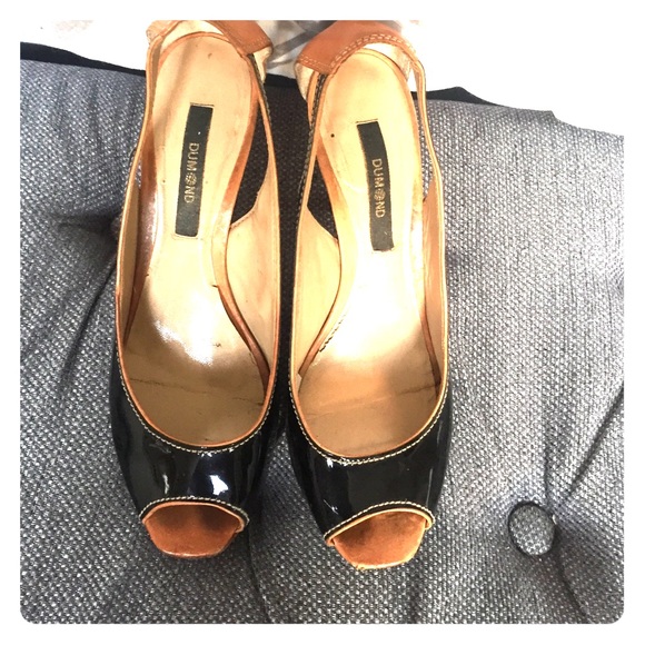 Peep Toe Patent Leather Pump
