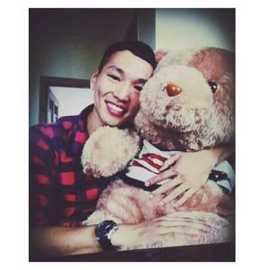 Meet your Posher, Enos