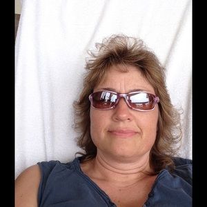 Meet your Posher, Rhonda