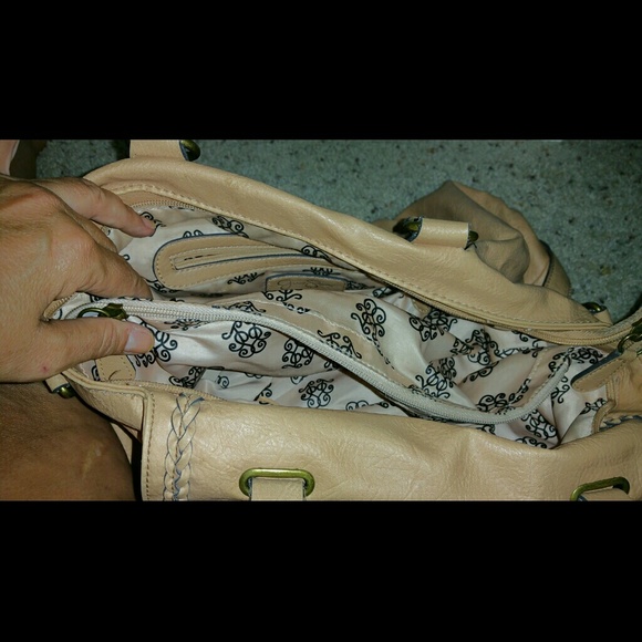 Jessica Simpson purse - Picture 4 of 4