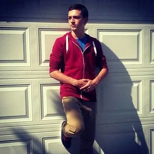 Meet your Posher, Adam