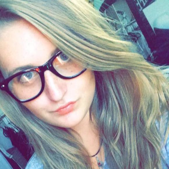 Meet your Posher, Natalie