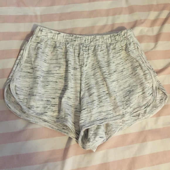 Brandy Melville Lisette shorts