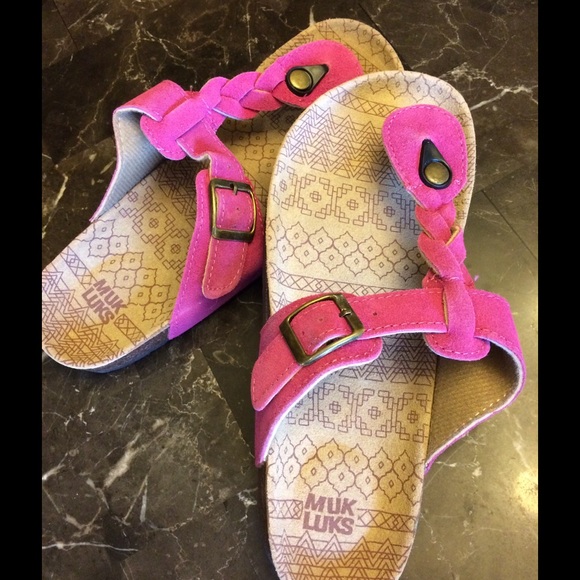 Muk Luk Shoes - Pink Suede Sandals