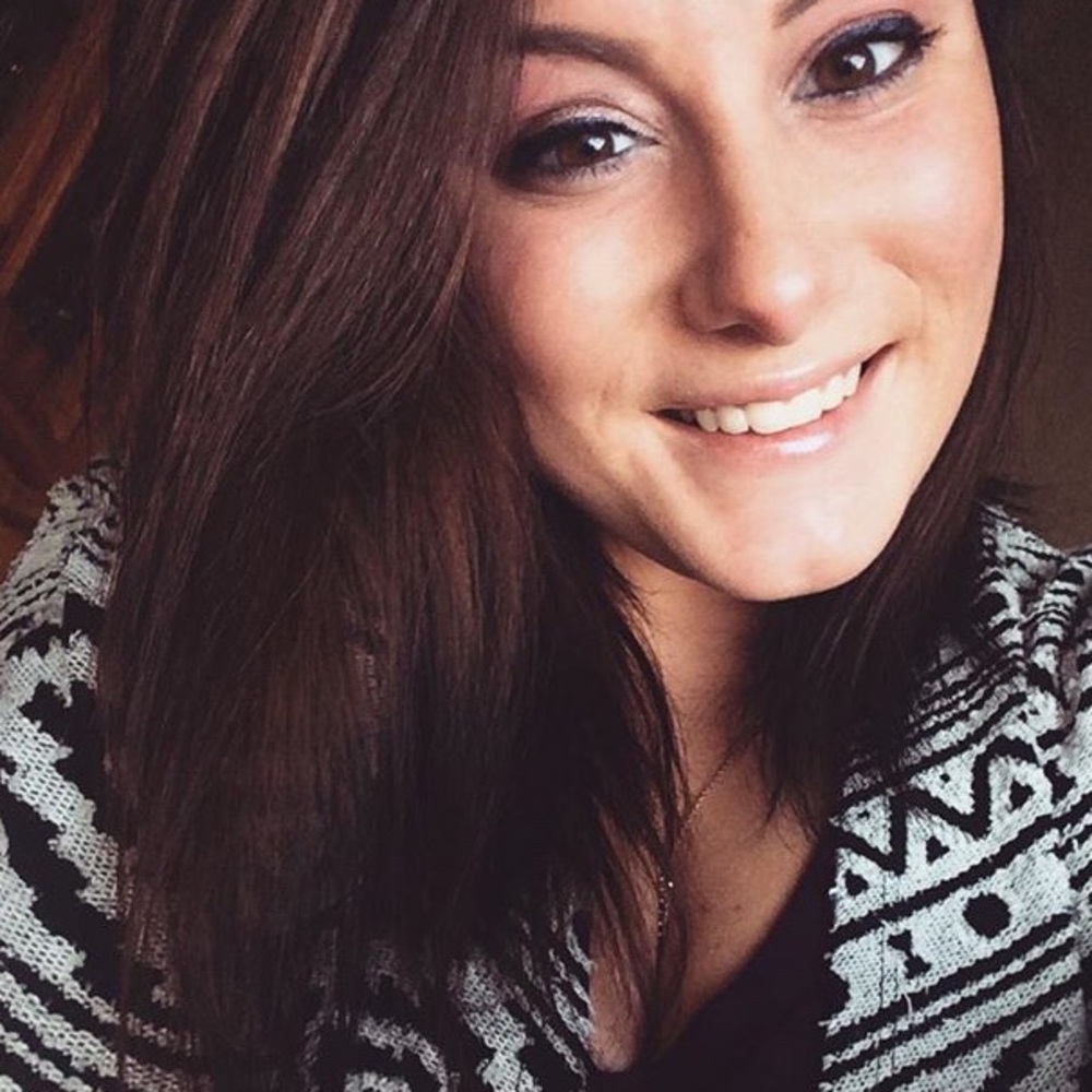 Meet your Posher, Deanna