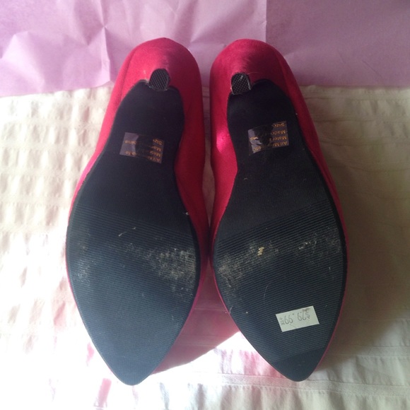 Hot pink pumps - Picture 4 of 4