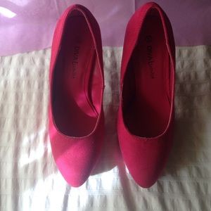 Hot pink pumps