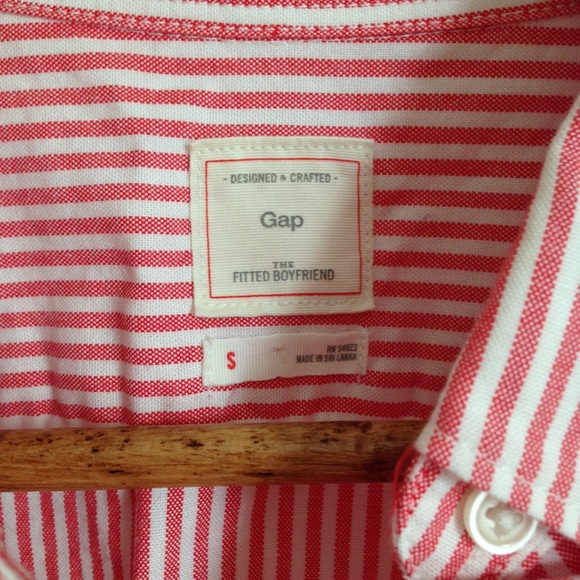 Gap | Coral Striped Relaxed Fit Button Down Shirt - Picture 2 of 4