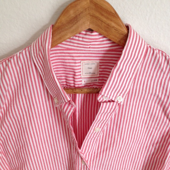 Gap | Coral Striped Relaxed Fit Button Down Shirt - Picture 3 of 4
