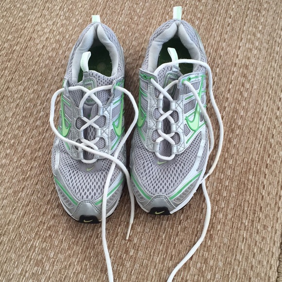 Nike Shox size 8
