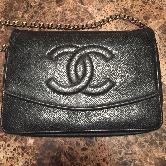 🚨SOLD!!! Chanel Wallet on Chain 🍒 - Picture 2 of 4