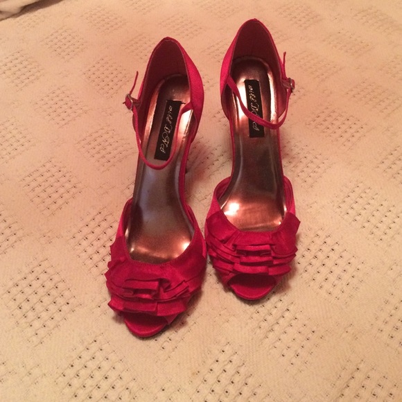 Hot pink ruffle heels