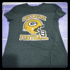 Green Bay Packers short sleeve Tee.