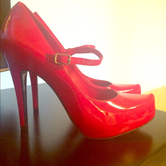 BCBGeneration Red Heels