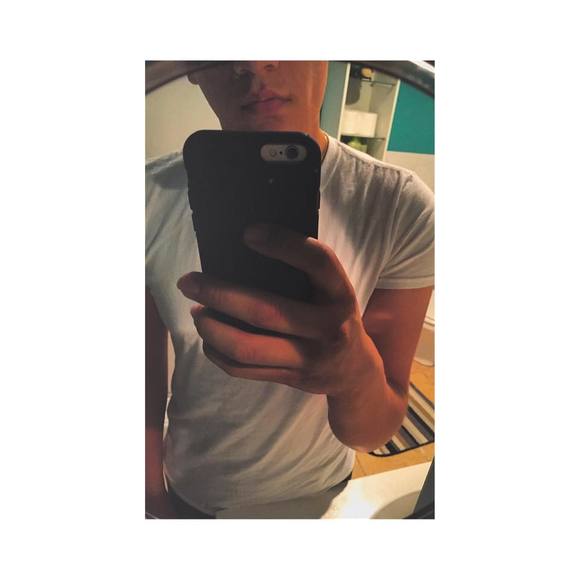 Meet your Posher, Efrain