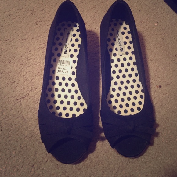 Black American Eagle Wedge size 2 1/2 or 5/6 women