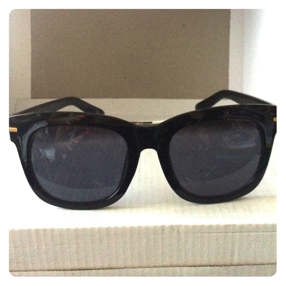 Black sunglasses