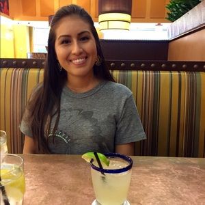 Meet your Posher, Quinci