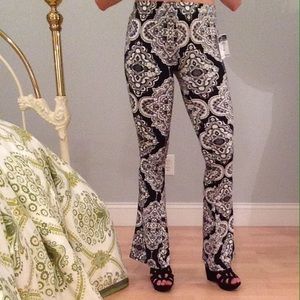 Patterned boot cut leggings