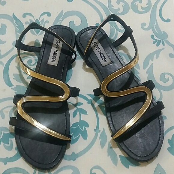 Steve Madden sandals black &gold