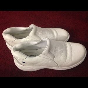 Nurse shoes