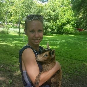 Meet your Posher, Lori