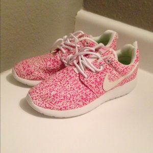 Women's Nike Roshe Pink Speckle