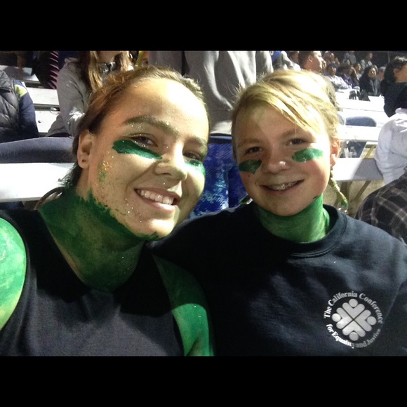 Meet your Posher, Ana - Picture 2 of 3