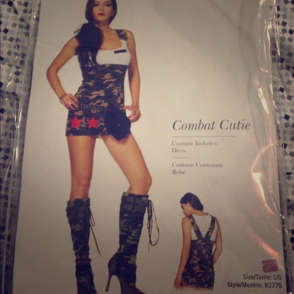 Costume