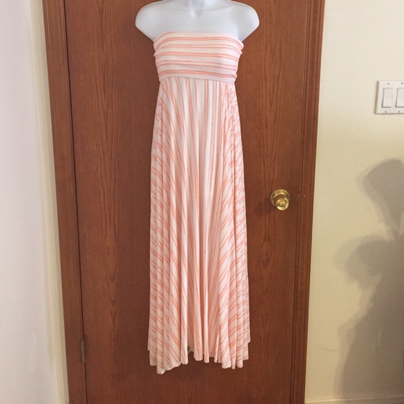 Victoria's Secret Dresses & Skirts - Victoria Secret Maxi dress.