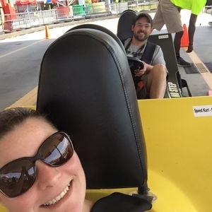 Meet your Posher, Robin