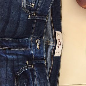 Hollister size 5 super skinny jeans