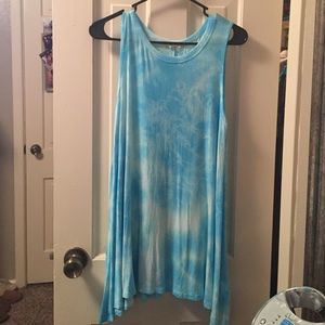 Blue tye dye shark bite tank