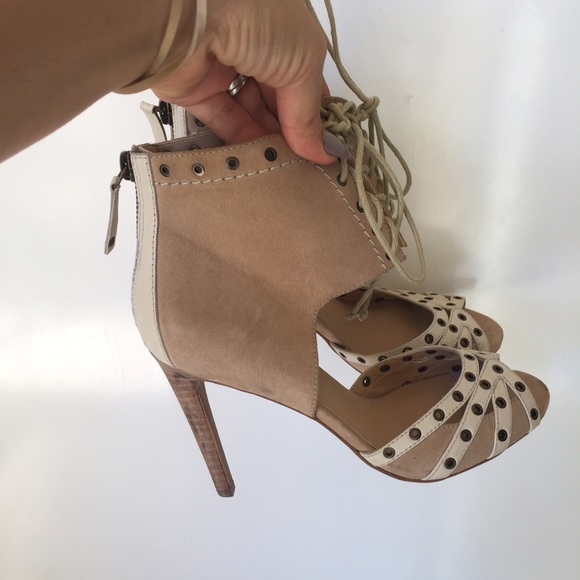 Joes authentic blogger lace pumps size 6 - Picture 3 of 4