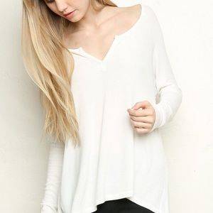 NWT Brandy Melville Pandora top!