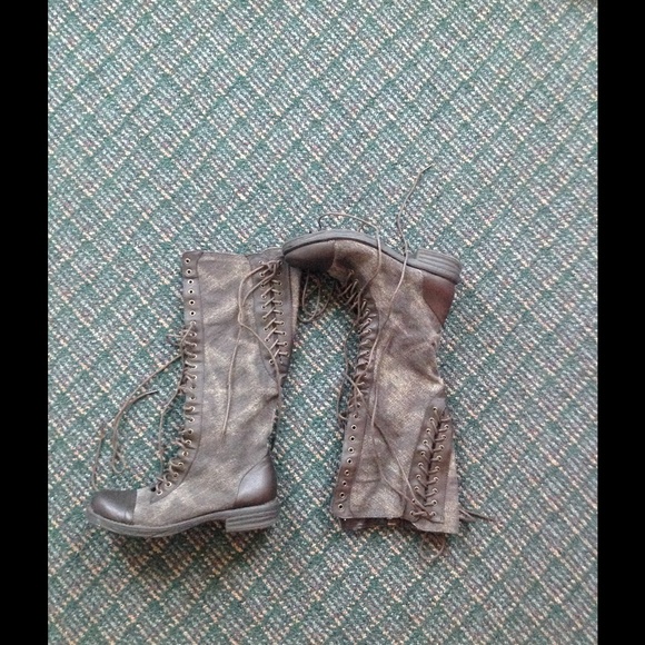 Shoes - Combat boots