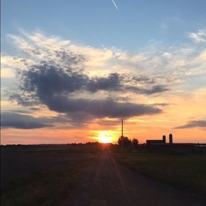 Meet your Posher, Alicia