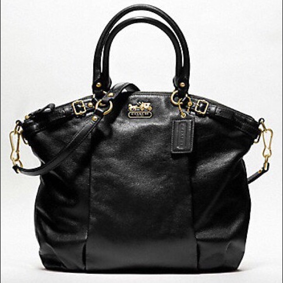 Coach Handbags - ✨STUNNING Coach Madison Lindsey ✨