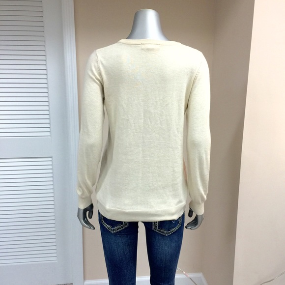 💥SOLD💥Forever 21 Bunny Sweater - Picture 2 of 3