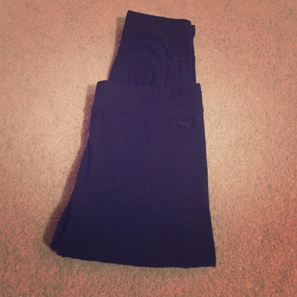 Black Capri Leggings from Pink size S