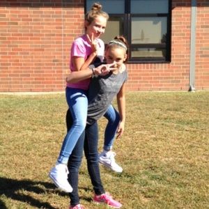 Meet your Posher, Ashley