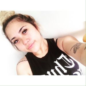 Meet your Posher, Melissa