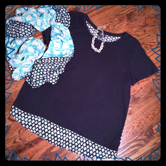 🎉Gap short sleeve top with scarf